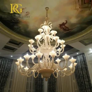 لوستر سه طبقه مورانو کرمی سبک کلاسیک