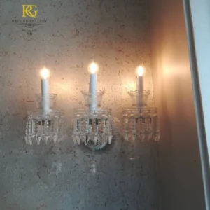 دیوارکوب 3 شاخه تمام سفید کریستالی وارداتی