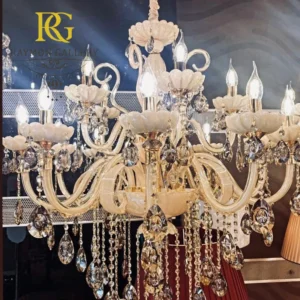 لوستر طبقاتی کریستالی کرمی با ریسه های دست ساز