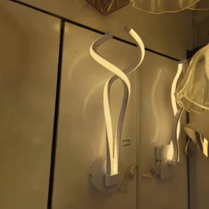 دیوار کوب مدرن موج دار سبک مینیمال