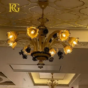 لوستر مورانو مدرن با حباب های نیلوفری مشکی کرم