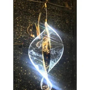 دیوارکوب مدرن طلایی با آکریلیک طرح رگه‌دار