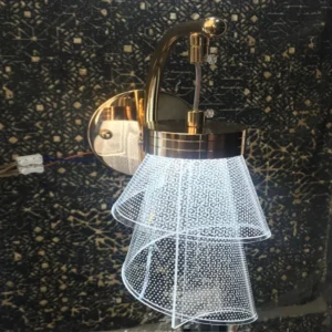 دیوارکوب طلایی آکریلیک مدرن با شید دوبل نوری