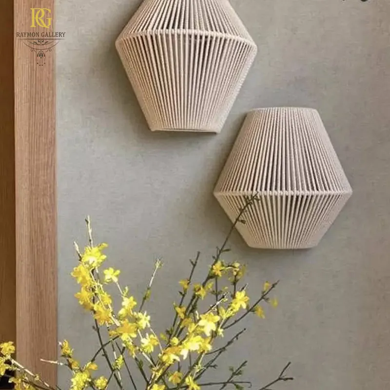 دیوارکوب حصیری